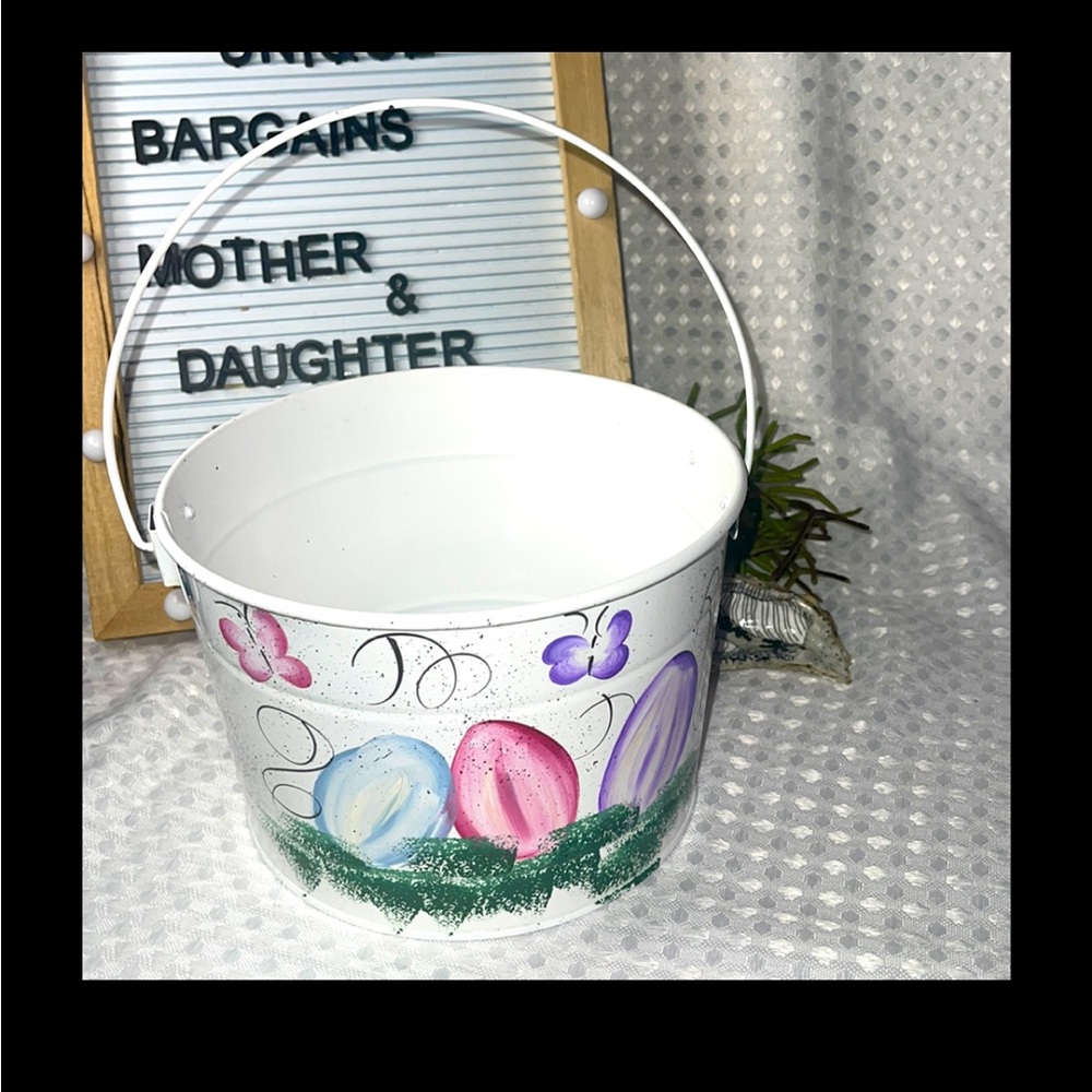 NWOT Handpainted Easter Leaktite Tin-Plated Metal Pail, 2-1/2 Qt.